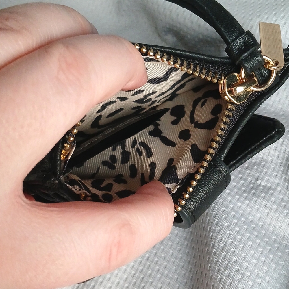 Jessica Simpson cardholder - Picture 7 of 8